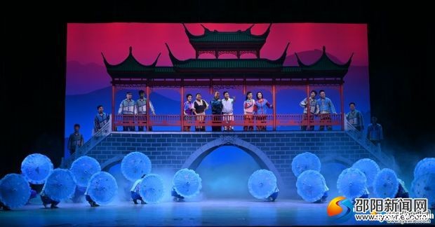 邵阳花鼓戏《山乡工匠》剧照